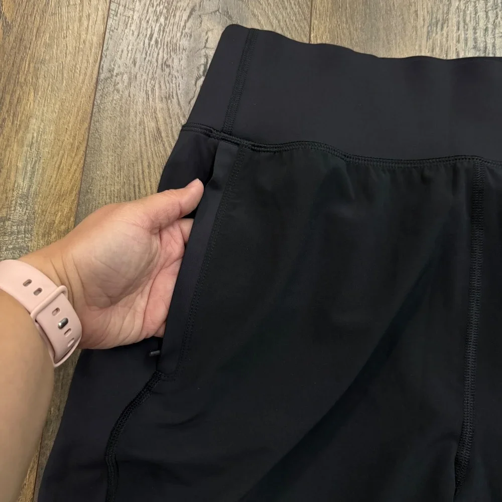 Athleta Run With It Pant Women Small Black Jogger Athletic Travel Pants